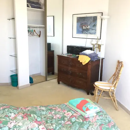 Appartement De 2 Chambres A Antibes Avec Magnifique Vue Sur La Mer Et Terrasse A 300 M De La Plage アパート