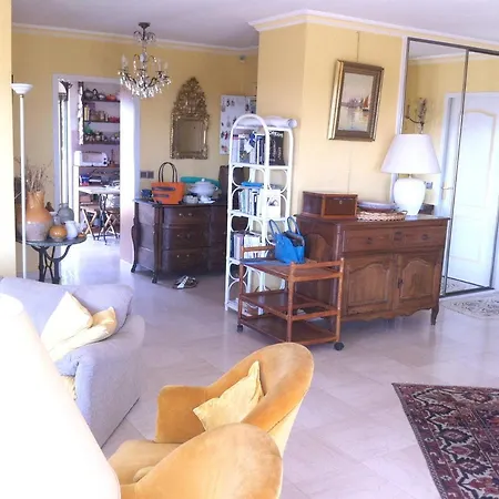 アパート Appartement De 2 Chambres A Antibes Avec Magnifique Vue Sur La Mer Et Terrasse A 300 M De La Plage